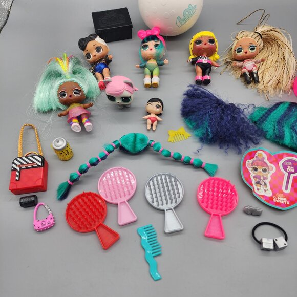 LOL Surprise OMG Dolls Bundle Lot with Accessories Pets Clothes Hair Brushes - Picture 4 of 10